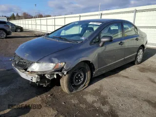 2010 Honda Civic DX-VP z VIN 19XFA1F32AE032259, wystawiony jako Copart lot #48279905 z przebiegiem 149 246 mil mil oraz Szkoda całkowita • Salvage title. Historia ofert i sprzedaży dostępna na DreamBid. Obrazek 1.