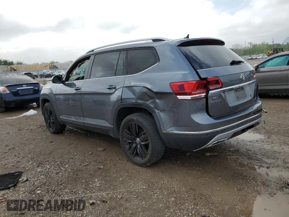 2019 Volkswagen Atlas SEL with VIN 1V2MR2CA5KC539270, listed as a Copart auction lot 53301005 with 111,245 mi miles and Salvage title. Bid and sale history available at DreamBid. Image 2.