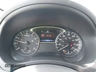 2018 Nissan Altima SR with VIN 1N4AL3AP7JC129741, listed as a IAAI auction lot 40923554 with 161,218 mi miles and . Bid and sale history available at carsss.com. Image 7.
