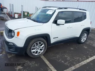 2018 Jeep Renegade Altitude z VIN ZACCJABB0JPJ52125, wystawiony jako IAAI lot #42262220 z przebiegiem 67 857 mil mil oraz . Historia ofert i sprzedaży dostępna na DreamBid. Obrazek 2.