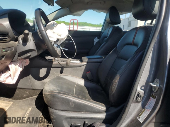 2022 Nissan Sentra SR z VIN 3N1AB8DV1NY206737, wystawiony jako Copart lot #54968695 z przebiegiem 36 649 mil mil oraz Szkoda całkowita • Salvage title. Historia ofert i sprzedaży dostępna na DreamBid. Obrazek 7.