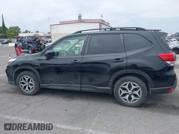 2019 Subaru Forester Premium with VIN JF2SKAGC7KH449156, listed as a IAAI auction lot 42397989 with 99,659 mi miles and . Bid and sale history available at DreamBid. Image 14.