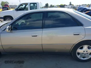 2000 Lexus ES 300 с VIN JT8BF28G7Y0263049, выставлен на аукционе IAAI как лот 42076232 с пробегом 120 805 миль миль и . История ставок и продаж доступна на DreamBid. Изображение 14.
