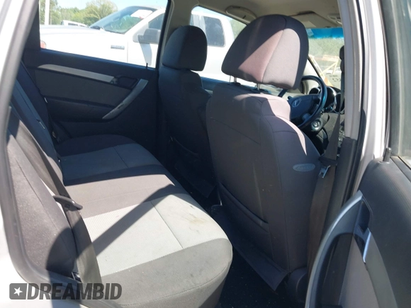 2009 Pontiac G3 with VIN KL2TD66E09B669915, listed as a IAAI auction lot 42046552 with 187,561 mi miles and . Bid and sale history available at DreamBid. Image 8.