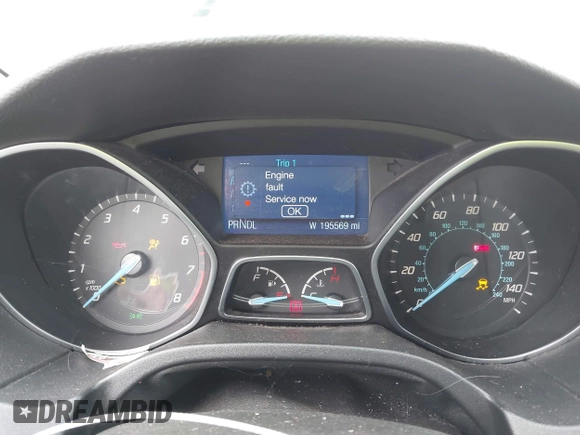 2014 Ford Focus SE with VIN 1FADP3K2XEL462753, listed as a IAAI auction lot 41880695 with 195,569 mi miles. Bid and sale history available at carsss.com. Image 7.
