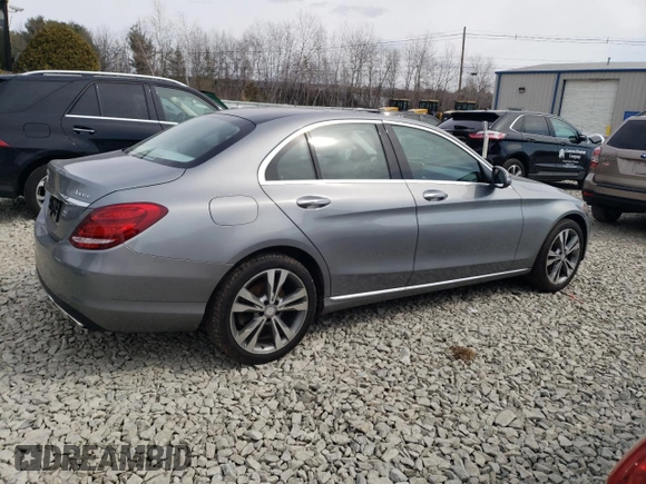 2016 Mercedes-Benz C 300 Luxury z VIN 55SWF4KB3GU109853, wystawiony jako Copart lot #49108095 z przebiegiem 111 508 mil mil oraz Szkoda całkowita • Salvage title. Historia ofert i sprzedaży dostępna na DreamBid. Obrazek 3.