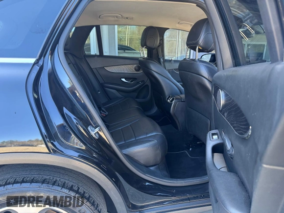 2016 Mercedes-Benz GLC with VIN WDC0G4JB8GF092625, listed as a Copart auction lot 55512975 with 110,332 mi miles and Clean Title. Bid and sale history available at carsss.com. Image 6.