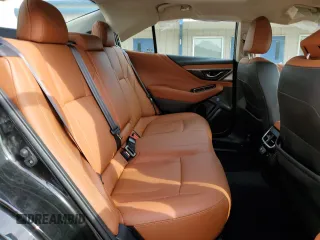 2021 Subaru Legacy Touring XT z VIN 4S3BWGP6XM3016611, wystawiony jako Copart lot #58552485 z przebiegiem 29 868 mil mil oraz Szkoda całkowita • Salvage title. Historia ofert i sprzedaży dostępna na DreamBid. Obrazek 10.