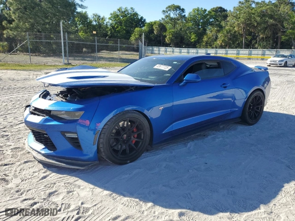 2017 Chevrolet Camaro 2SS with VIN 1G1FH1R77H0125557, listed as a Copart auction lot 49677725 with 76,807 mi miles and Salvage Title. Bid and sale history available at carsss.com. Image 1.