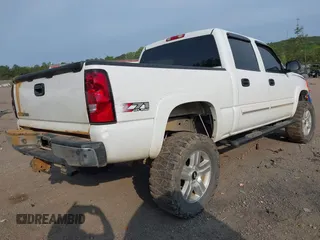 2007 Chevrolet Silverado 1500 LT3 with VIN 2GCEK13Z071170471, listed as a IAAI auction lot 42036918 with 257,478 mi miles and . Bid and sale history available at DreamBid. Image 4.