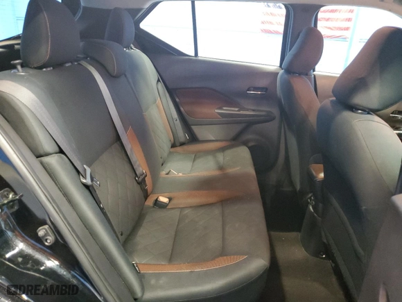 2020 Nissan Kicks SR with VIN 3N1CP5DV8LL535972, listed as a Copart auction lot 51493915 with 104,977 mi miles and Clean Title. Bid and sale history available at carsss.com. Image 10.