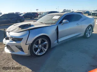 2017 Chevrolet Camaro 1SS with VIN 1G1FF1R76H0143909, listed as a IAAI auction lot 41398435 with 110,979 mi miles. Bid and sale history available at carsss.com. Image 17.