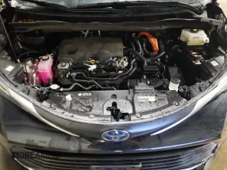 2023 Toyota Sienna XLE with VIN 5TDYSKFC6PS080602, listed as a Copart auction lot 88243285 with 37,000 mi miles and Salvage Title. Bid and sale history available at carsss.com. Image 12.