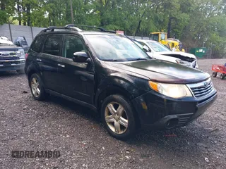 2009 Subaru Forester X with VIN JF2SH63619H738409, listed as a IAAI auction lot 42428672 with 190,636 mi miles and . Bid and sale history available at DreamBid. Image 1.