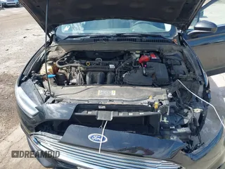 2014 Ford Fusion S with VIN 3FA6P0G75ER387702, listed as a IAAI auction lot 41912113 with 180,002 mi miles. Bid and sale history available at carsss.com. Image 10.