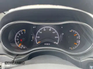 2015 Jeep Grand Cherokee Laredo with VIN 1C4RJFAGXFC233877, listed as a Copart auction lot 54858775 with 231,505 mi miles and Clean Title. Bid and sale history available at carsss.com. Image 8.