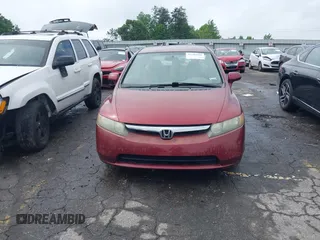 2008 Honda Civic LX z VIN 1HGFA16518L058985, wystawiony jako IAAI lot #42209026 z przebiegiem 140 395 mil mil oraz . Historia ofert i sprzedaży dostępna na DreamBid. Obrazek 12.