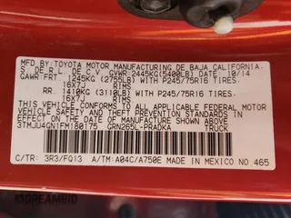2015 Toyota Tacoma PreRunner z VIN 3TMJU4GN1FM180175, wystawiony jako Copart lot #51321125 z przebiegiem 133 547 mil mil oraz Nie do naprawy • Non repairable. Historia ofert i sprzedaży dostępna na DreamBid. Obrazek 13.