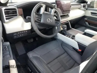 2024 Toyota Sequoia SR5 with VIN 7SVAAABA3RX039284, listed as a Copart auction lot 88681805 with 0 mi miles and Salvage Title. Bid and sale history available at carsss.com. Image 8.