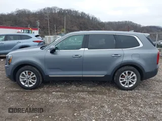 2020 Kia Telluride LX z VIN 5XYP2DHC7LG048995, wystawiony jako IAAI lot #41921321 z przebiegiem 72 914 mil mil oraz . Historia ofert i sprzedaży dostępna na DreamBid. Obrazek 14.
