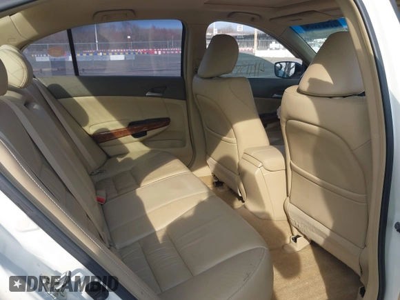 2008 Honda Accord EX-L z VIN 1HGCP36878A025590, wystawiony jako IAAI lot #41913895 z przebiegiem 78 957 mil mil oraz . Historia ofert i sprzedaży dostępna na DreamBid. Obrazek 8.