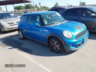 2011 MINI Hardtop S with VIN WMWSV3C53BTY23619, listed as a IAAI auction lot 42196130 with 175,578 mi miles and . Bid and sale history available at DreamBid. Image 1.
