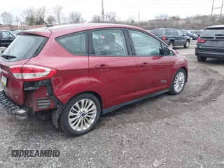 2017 Ford C-Max Energi SE with VIN 1FADP5EU2HL111316, listed as a IAAI auction lot 41147978 with 60,948 mi miles. Bid and sale history available at carsss.com. Image 4.