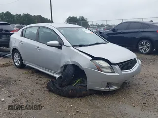 2012 Nissan Sentra S z VIN 3N1AB6APXCL606171, wystawiony jako IAAI lot #42365670 z przebiegiem 154 912 mil mil oraz . Historia ofert i sprzedaży dostępna na DreamBid. Obrazek 1.