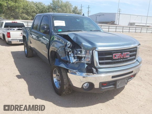 2010 GMC Sierra 1500 SLE z VIN 3GTRKVE35AG209183, wystawiony jako IAAI lot #42064516 z przebiegiem Nie podano mil oraz . Historia ofert i sprzedaży dostępna na DreamBid. Obrazek 1.