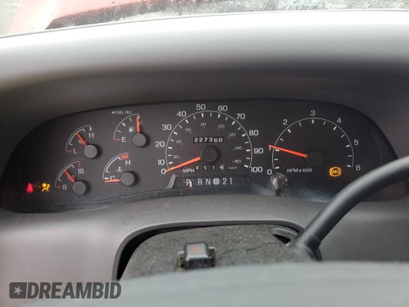 2001 Ford Super Duty F-250 XL with VIN 1FTNW21S41EB76120, listed as a Copart auction lot 84878124 with 227,360 mi miles and Salvage Title. Bid and sale history available at carsss.com. Image 9.