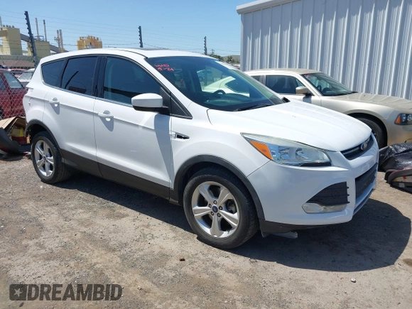 2015 Ford Escape SE with VIN 1FMCU0G91FUC65044, listed as a IAAI auction lot 42083688 with 111,972 mi miles and . Bid and sale history available at carsss.com. Image 1.