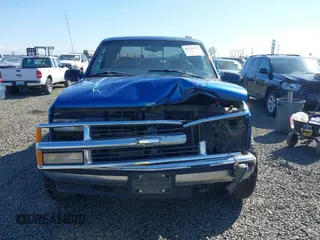 1997 Chevrolet Silverado 1500 with VIN 2GCEK19R8V1141126, listed as a IAAI auction lot 41714771 with 261,347 mi miles and . Bid and sale history available at DreamBid. Image 13.