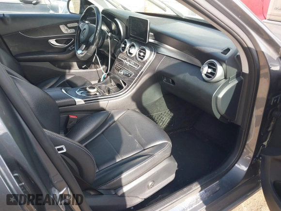 2017 Mercedes-Benz C 300 with VIN 55SWF4KB7HU190308, listed as a IAAI auction lot 41138140 with 71,732 mi miles and . Bid and sale history available at carsss.com. Image 5.