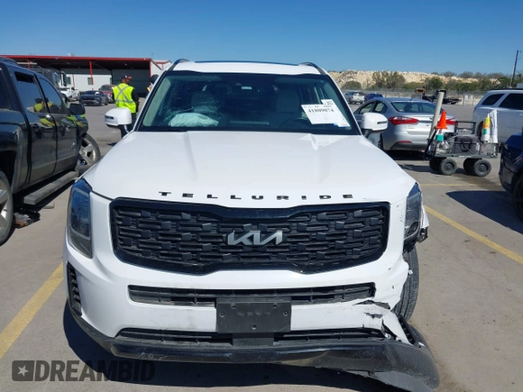2022 Kia Telluride EX with VIN 5XYP3DHC5NG242215, listed as a IAAI auction lot 41809074 with 41,245 mi miles and . Bid and sale history available at carsss.com. Image 6.