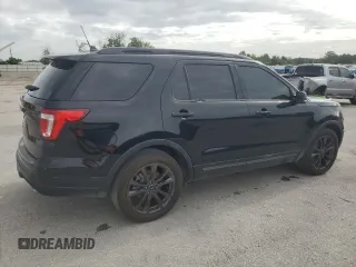 2018 Ford Explorer XLT z VIN 1FM5K7D89JGC52102, wystawiony jako Copart lot #62730855 z przebiegiem 49 949 mil mil oraz Czysty tytuł • Clean title. Historia ofert i sprzedaży dostępna na DreamBid. Obrazek 3.