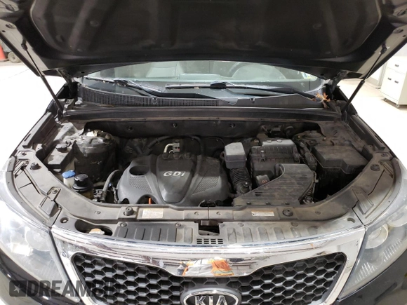2013 Kia Sorento LX with VIN 5XYKTCA65DG333203, listed as a Copart auction lot 75594824 with 201,955 mi miles and Salvage Title. Bid and sale history available at carsss.com. Image 11.