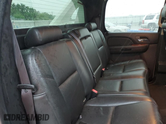 2013 Chevrolet Avalanche LTZ with VIN 3GNMCGE0XDG334846, listed as a Copart auction lot 55261885 with 118,704 mi miles and Salvage title. Bid and sale history available at DreamBid. Image 10.