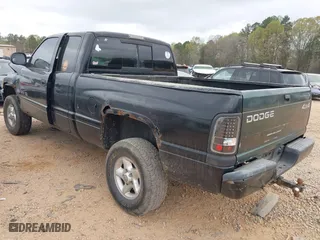 2000 Dodge Ram 1500 with VIN 1B7HF13Z1YJ154983, listed as a IAAI auction lot 41908819 with 229,912 mi miles. Bid and sale history available at carsss.com. Image 3.
