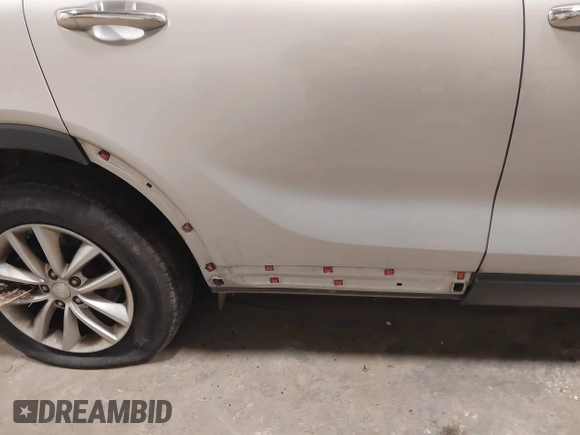 2016 Kia Sorento LX with VIN 5XYPGDA34GG024347, listed as a IAAI auction lot 41140143 with 248,793 mi miles and . Bid and sale history available at DreamBid. Image 19.