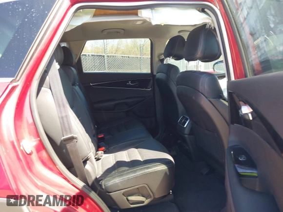 2016 Kia Sorento EX with VIN 5XYPH4A55GG106229, listed as a IAAI auction lot 39157669 with 94,502 mi miles. Bid and sale history available at carsss.com. Image 8.