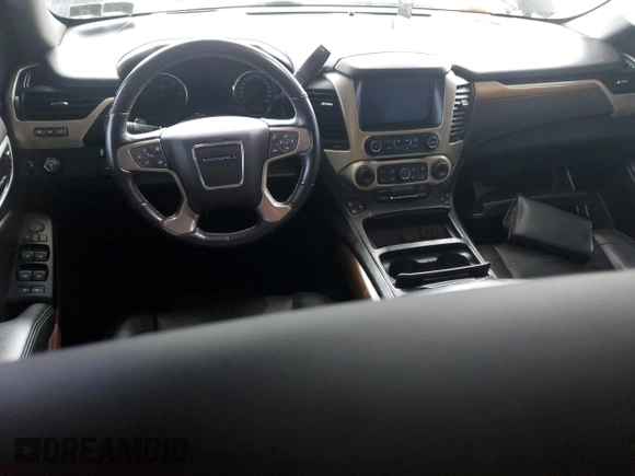 2020 GMC Yukon XL Denali with VIN 1GKS1HKJ6LR127236, listed as a Copart auction lot 76639424 with 143,579 mi miles and Salvage Title. Bid and sale history available at carsss.com. Image 8.