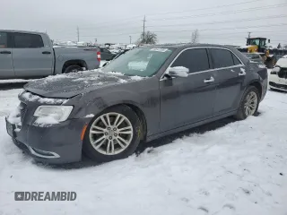 2015 Chrysler 300 with VIN 2C3CCAET3FH802449, listed as a Copart auction lot 44647285 with 123,358 mi miles and Salvage Title. Bid and sale history available at carsss.com. Image 1.