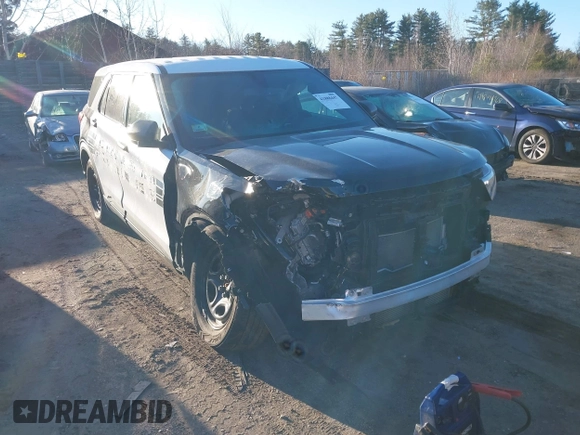 2022 Ford Police Interceptor Utility z VIN 1FM5K8AW6NNA11771, wystawiony jako IAAI lot #41888447 z przebiegiem 59 437 mil mil oraz . Historia ofert i sprzedaży dostępna na DreamBid. Obrazek 6.