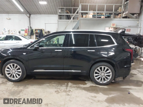 2020 Cadillac XT6 AWD Premium Luxury with VIN 1GYKPDRS3LZ101138, listed as a IAAI auction lot 41984170 with 60,286 mi miles and . Bid and sale history available at DreamBid. Image 14.