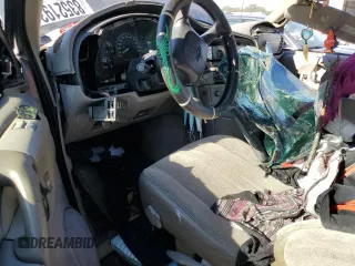 1999 Chevrolet Astro with VIN 1GNDM19W5XB105304, listed as a Copart auction lot 83521934 with 207,384 mi miles and Salvage Title. Bid and sale history available at carsss.com. Image 8.