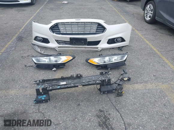 2013 Ford Fusion Titanium Hybrid with VIN 3FA6P0RUXDR386675, listed as a IAAI auction lot 42013986 with 89,349 mi miles. Bid and sale history available at carsss.com. Image 12.