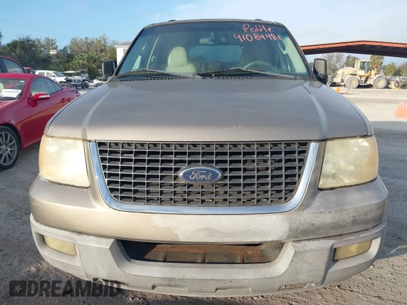 2003 Ford Expedition Special Service z VIN 1FMRU15W53LA44296, wystawiony jako IAAI lot #41084481 z przebiegiem Nie podano mil oraz . Historia ofert i sprzedaży dostępna na DreamBid. Obrazek 13.