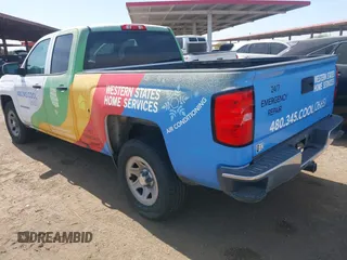 2018 Chevrolet Silverado 1500 Work Truck with VIN 1GCRCNEC5JZ140850, listed as a IAAI auction lot 42000979 with 121,487 mi miles. Bid and sale history available at carsss.com. Image 3.