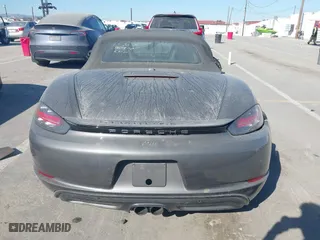 2018 Porsche 718 Boxster with VIN WP0CA2A83JS211175, listed as a IAAI auction lot 41815181 with 1 mi miles. Bid and sale history available at carsss.com. Image 15.