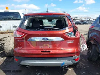 2015 Ford Escape Titanium with VIN 1FMCU0JX8FUA89049, listed as a IAAI auction lot 41988611 with 277,003 mi miles. Bid and sale history available at carsss.com. Image 16.